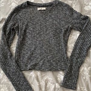 Abercrombie and Fitch gray crop top